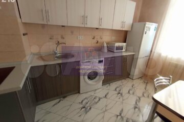 1-к квартира, 42 м², 11/17 эт.