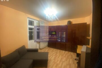 Комната, (всего 3 ком.), 40 м², 4/5 эт.