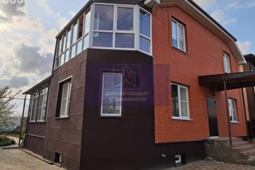 Дом, 280 м², 3 эт.